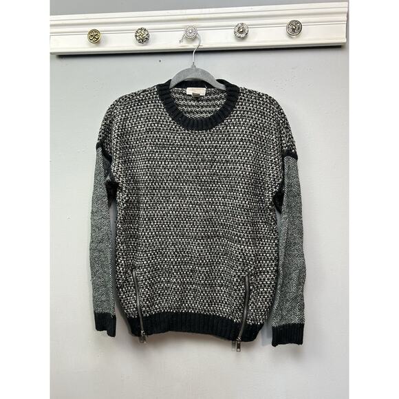 Forever 21 Wool‎ Blend Sweater Womens Medium Black Gray Zipper Details Heavy - Picture 1 of 6